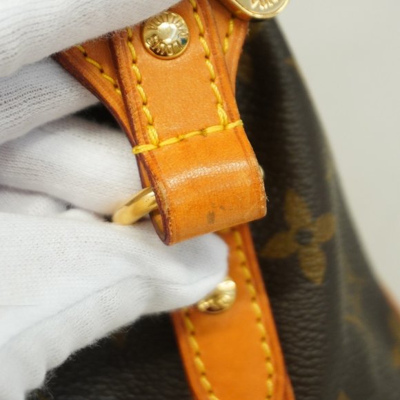 LOUIS VUITTON Brown Monogram Stresa PM M51186 Shoulder Bag - Picture 9 of 12